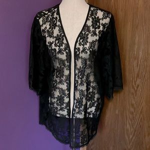 Express Lace Kimono